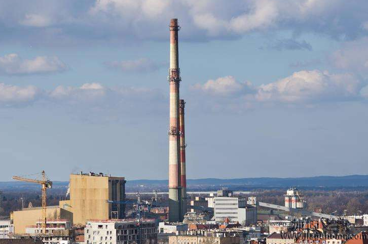 拆煙囪是個(gè)技術(shù)活，煙囪加固技術(shù)更講究