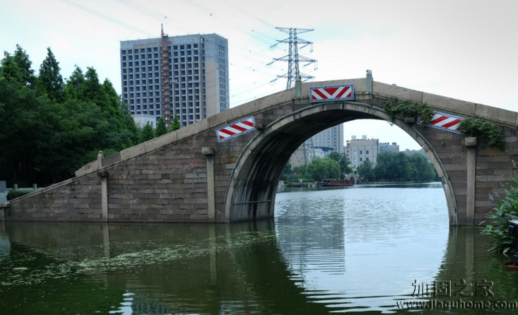 百年古橋坍塌，已緊急設(shè)計(jì)橋梁加固方案