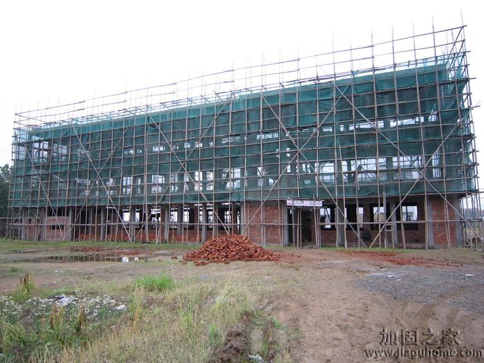 臨近開學(xué)，多所學(xué)校加固改造工程已完工