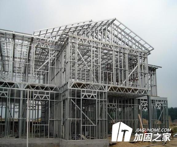 鋼結(jié)構(gòu)房屋漏水是什么原因造成的？