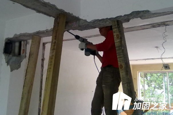 大梁加固技術(shù)，專業(yè)解決大梁裂縫等缺陷