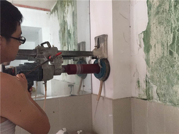 1534833757780234.jpg 1060074407.jpg