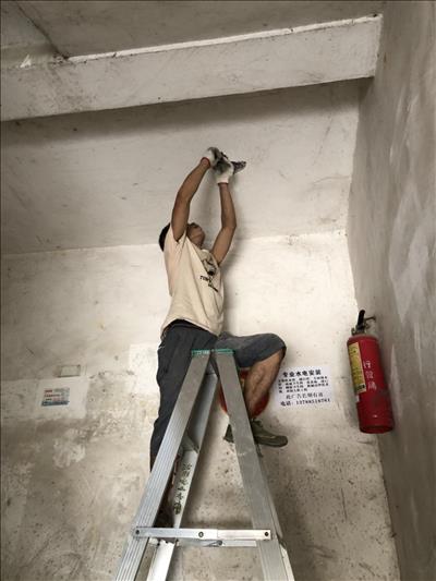 1536983171340358.jpg 153868916431830804.jpg