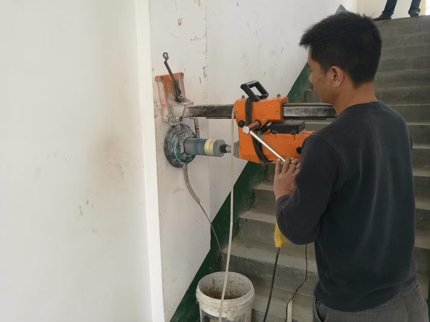 1537354098570533.jpg 292655781693567448.jpg