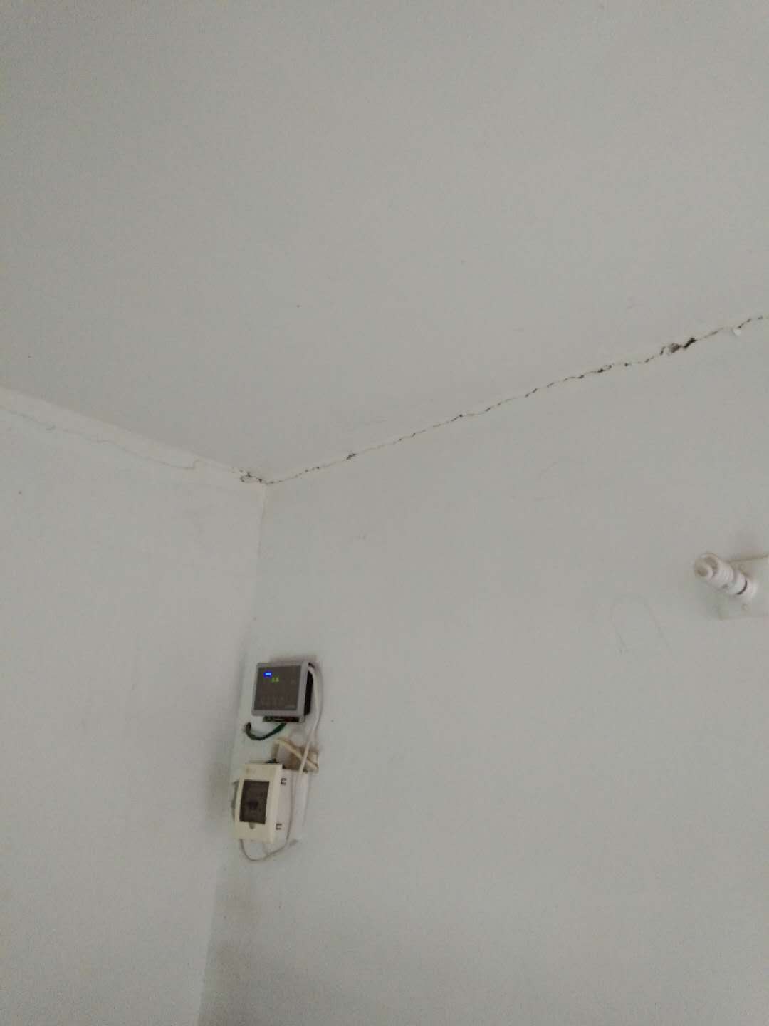 1539355392150706.jpg 691837959156766811.jpg