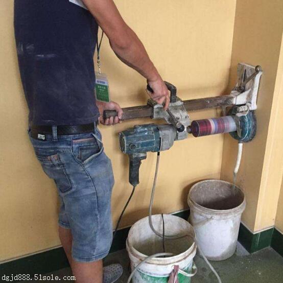 1540451282145698.jpg b_1478396_201709122331547727.jpg