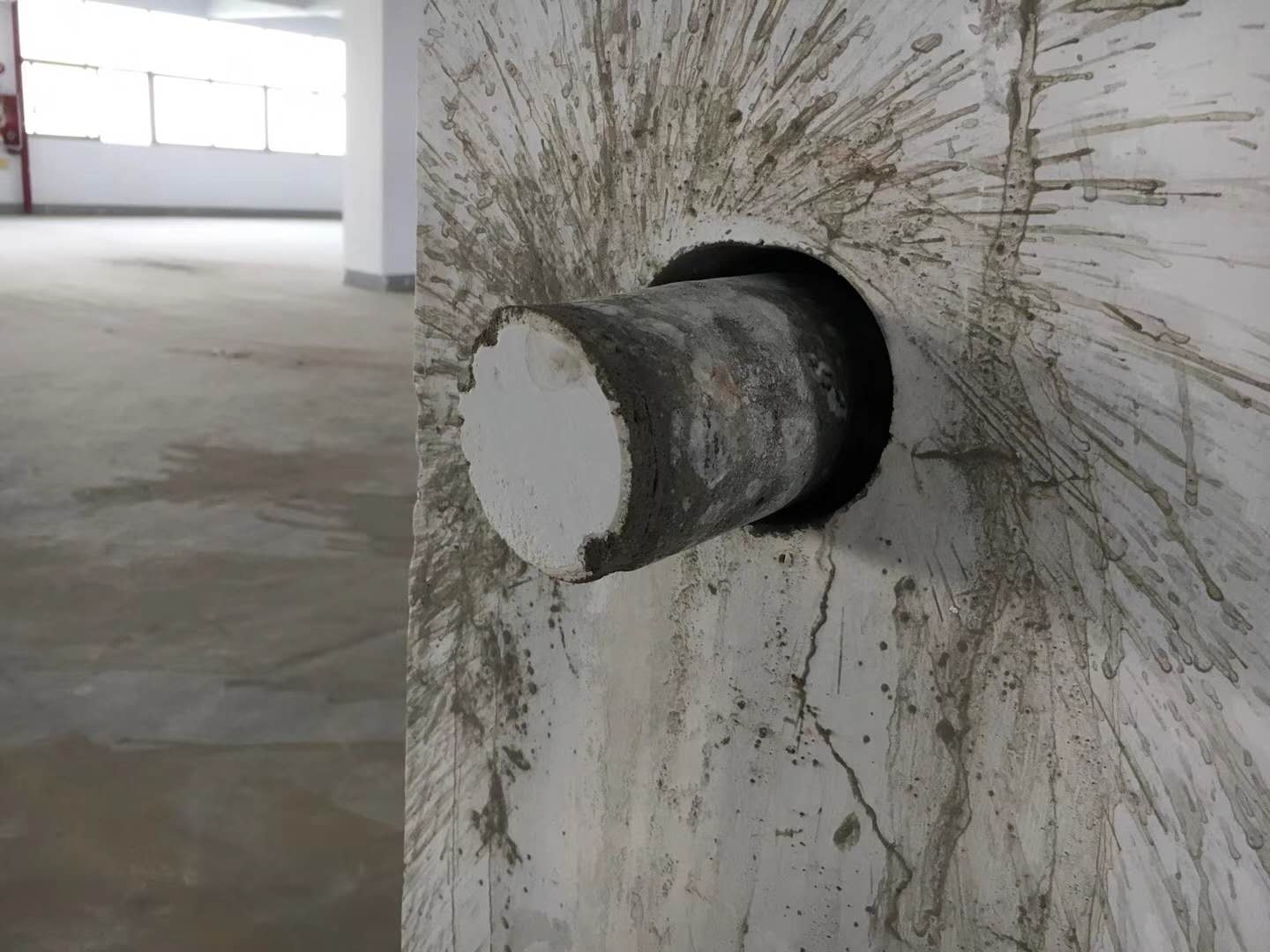 1540714733578545.jpg 103343732205323155.jpg