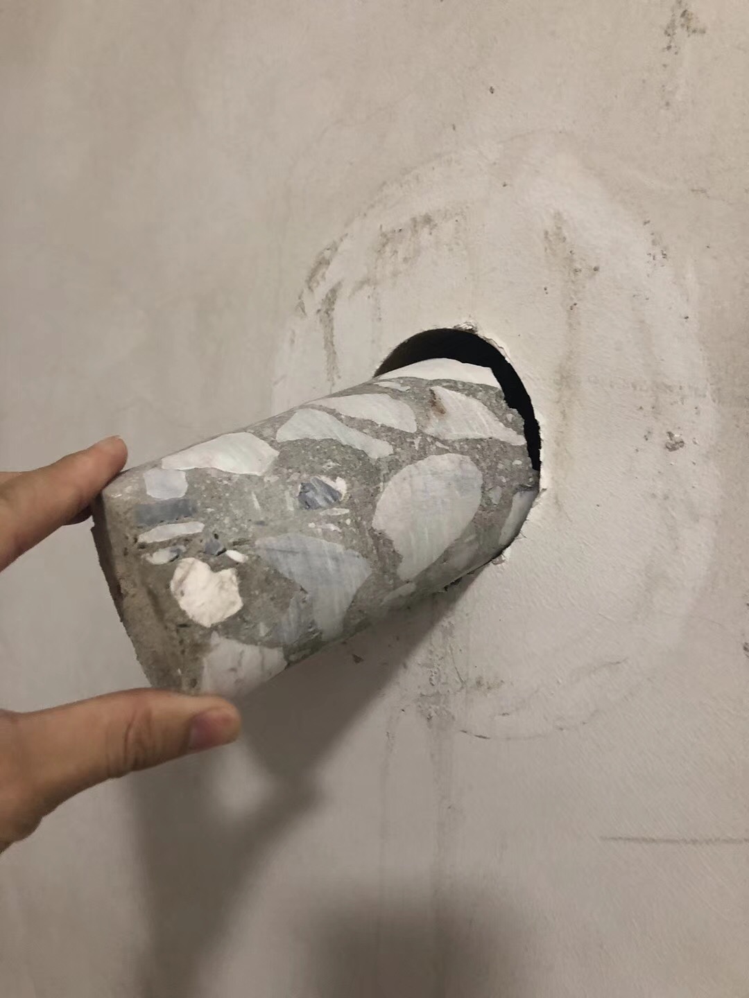 1540782123611267.jpg 153831659808929875.jpg