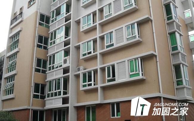 在做房屋鑒定時(shí)，哪些鑒定項(xiàng)目是不能忽視的?