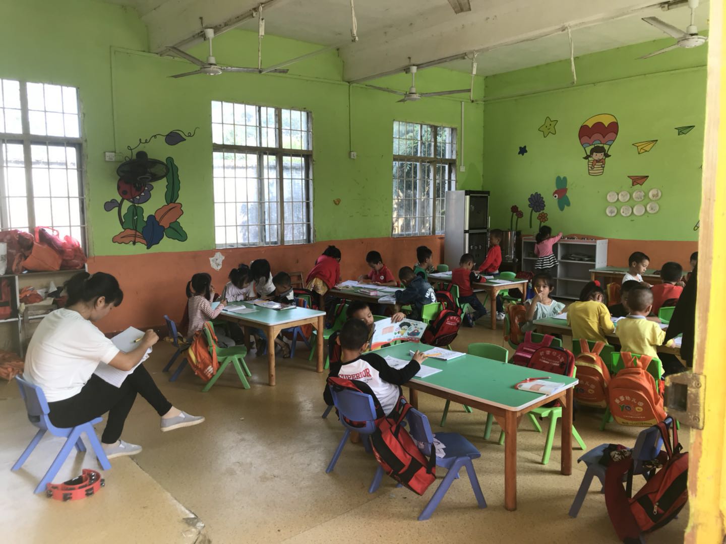 1541575435220390.jpg 395551431511374747.jpg