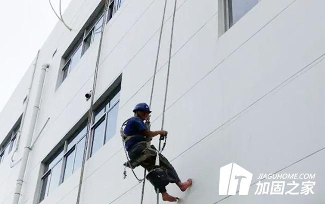 在外墻防水施工時(shí)，要怎樣去做以及注意什么事項(xiàng)?