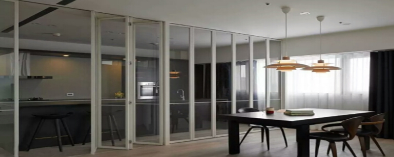 陽臺(tái)折疊門實(shí)用嗎