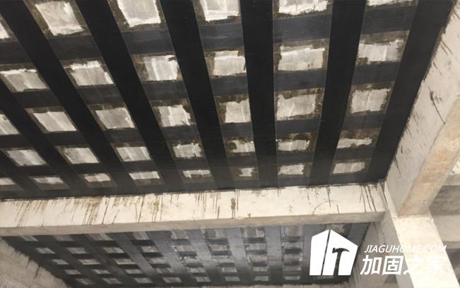 房梁加固時(shí)，為何優(yōu)先使用碳纖維板加固?