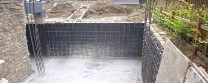 膨脹土地基上出現損壞建筑的補救措施