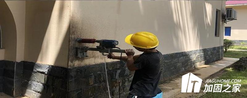 觀(guān)察芯樣的斷裂位置有三種情況