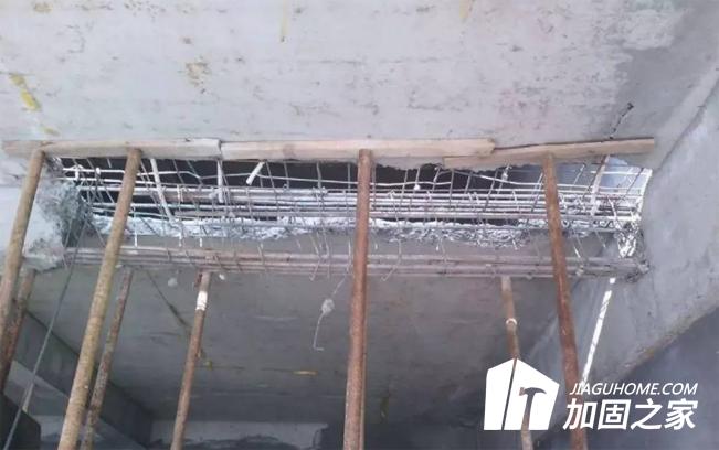 房屋大梁斷了，要怎樣去加固