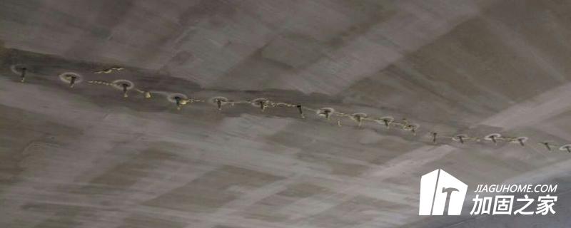 樓板哪一種開(kāi)裂有危險(xiǎn)