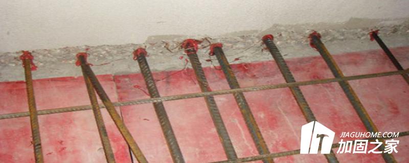 在國(guó)家規(guī)范中，對(duì)結(jié)構(gòu)膠劃分耐30年和耐50年年限，并明確做出規(guī)定