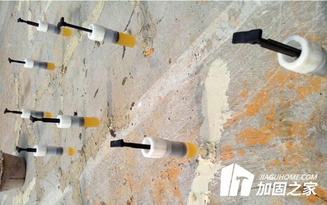 灌縫膠不凝固，這是為什么呢?