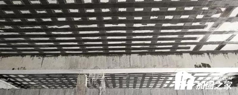 粘貼纖維復(fù)合材加固法