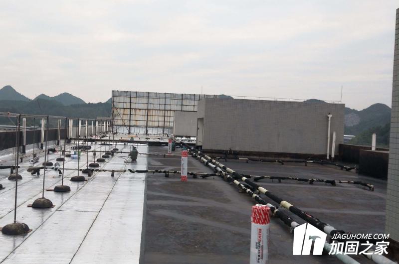 屋頂漏水，如何采取防水措施?