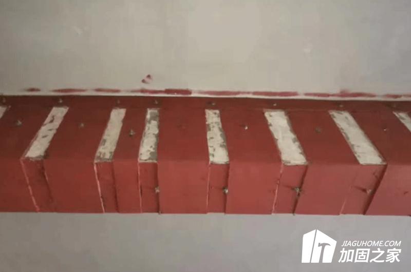 碳板膠和粘鋼膠，有什么區(qū)別?