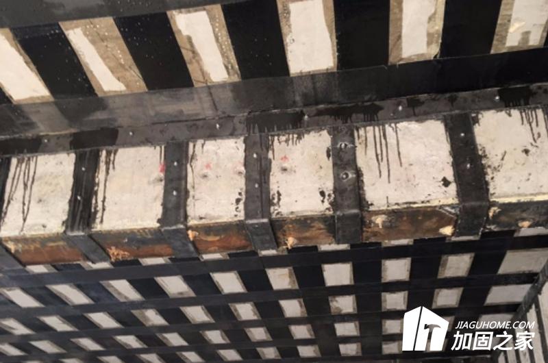 粘鋼加固不影響結(jié)構(gòu)外形