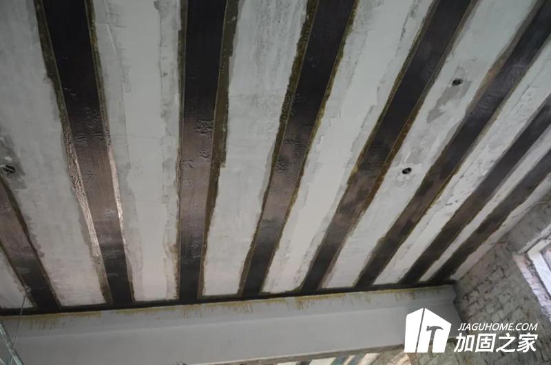 具有主筋功效，對混泥土構(gòu)件開展抗彎加固