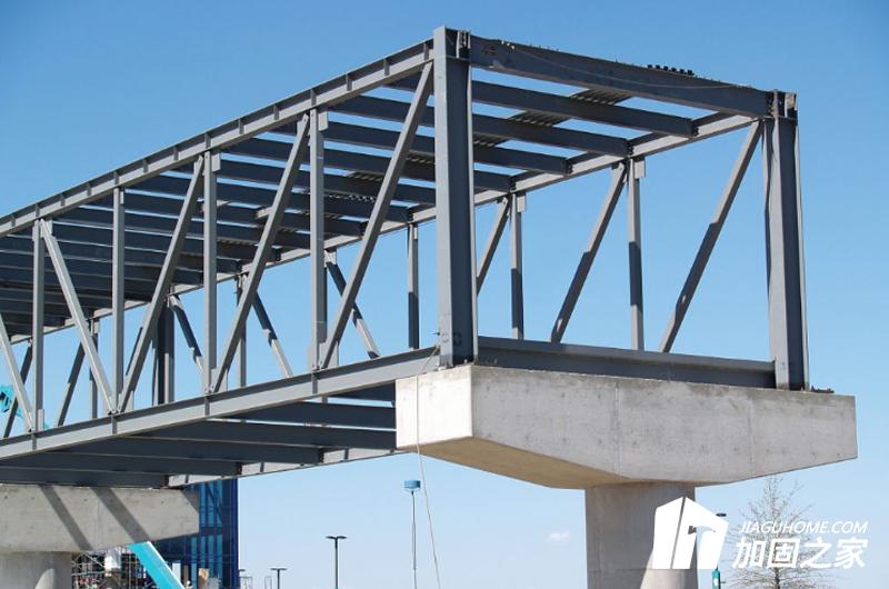 鋼結(jié)構(gòu)的問(wèn)題出在哪里?