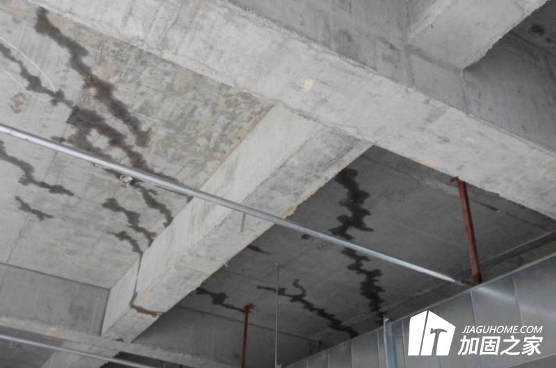 裂縫修補(bǔ)設(shè)計(jì)應(yīng)注意的問題