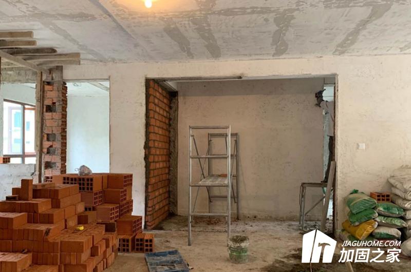 若發(fā)現承載力不足，應采取相應加固措施