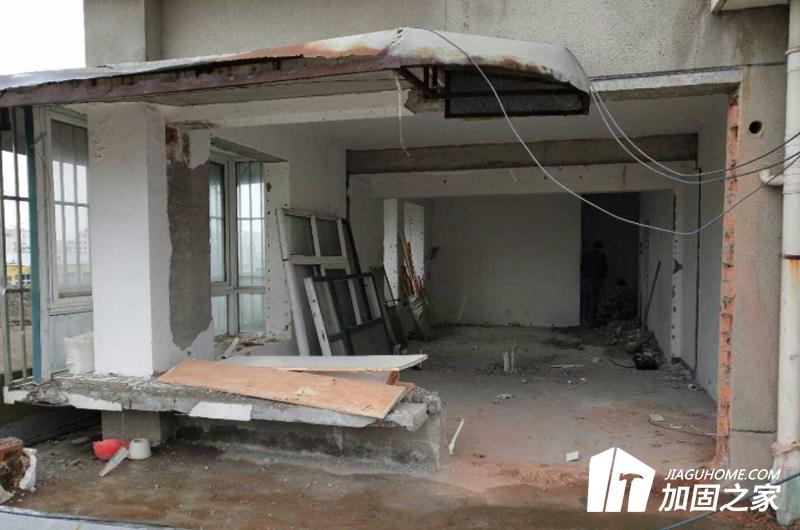 房屋周圍有施工，需要做好房屋安全鑒定