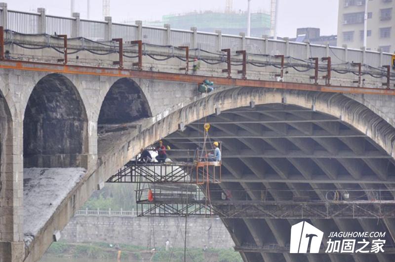 橋梁加固后的評(píng)價(jià)是否重要?