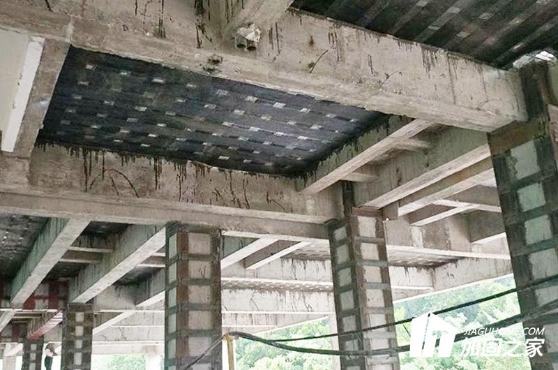 房屋加固改造可以從兩種層面上來(lái)理解