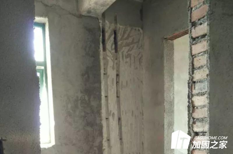 在房屋中容易倒塌的部位，可以選擇以下方法進(jìn)行加固。