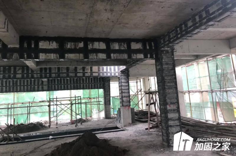 粘鋼加固施工技術(shù)的特點