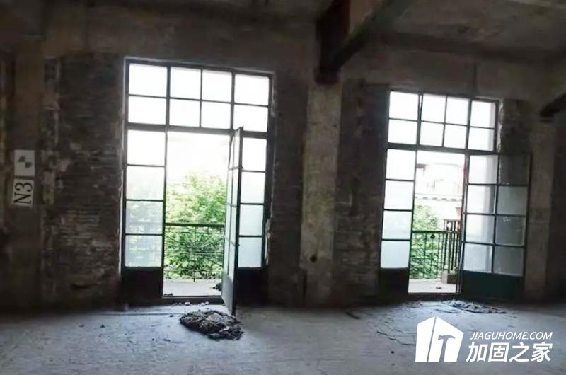 對(duì)建筑物現(xiàn)狀的點(diǎn)評(píng)