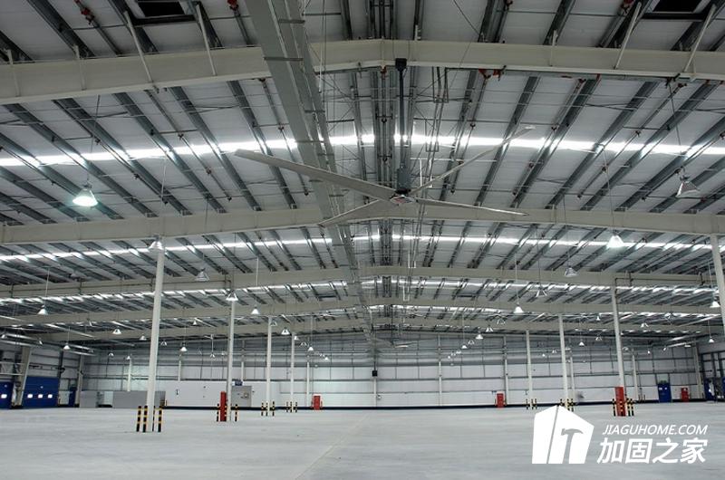 對鋼結(jié)構(gòu)廠房的材料性能以及體系進(jìn)行整體了解