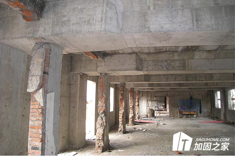 房屋加固和重建哪個(gè)好