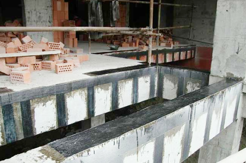 針對(duì)性進(jìn)行抗震加固確?？拐鸬燃?jí)達(dá)標(biāo)