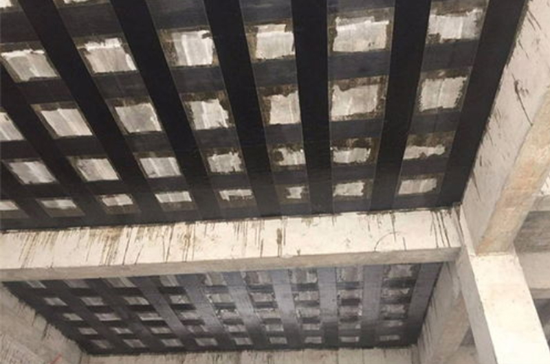 碳纖維加固施工方便，質(zhì)量可靠