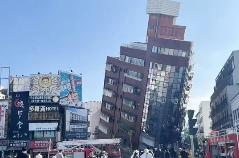 臺灣花蓮縣海域發(fā)生7.3級地震，建筑出現傾斜