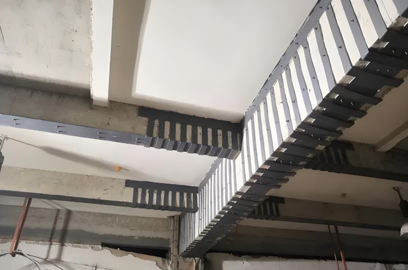 混凝土梁包鋼加固