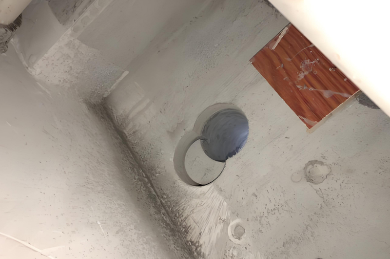 承重梁打孔進行加固