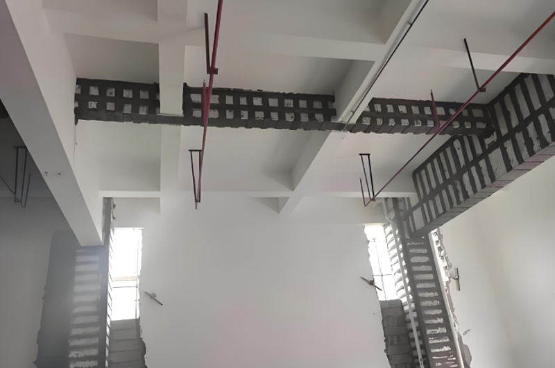 房屋的抗震性不夠強(qiáng)進(jìn)行建筑加固