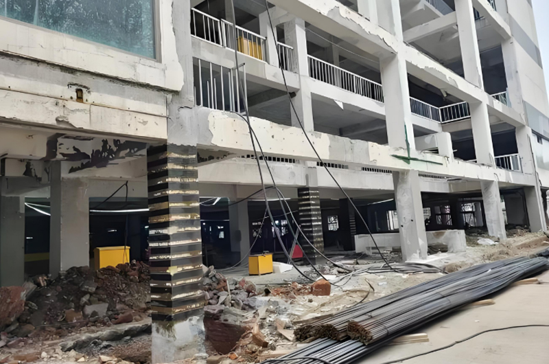 建筑加固進(jìn)行拆除、改造工作